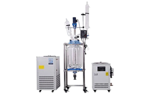 10-100L双层玻璃反应釜实验室实拍图