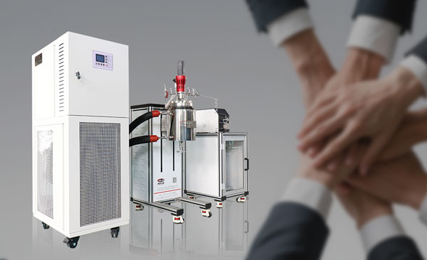 研发团队实拍图